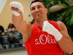 фото - Кличко даст волю кулакам в реванше — тренер