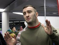 фото - У Гассиева сменился соперник — этот помоложе, но чаще падает