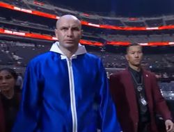 фото - Дычко «проиграл» Франклину в худшем поединке ивента