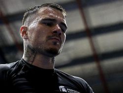 фото - «Бездушного паренька держат на поводке». Яркий выпад Камбососа в адрес Лопеса