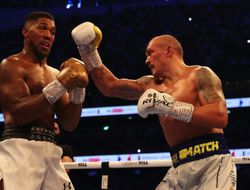 фото - Джошуа: «Мне не нужен тренер, чтобы поквитаться с Усиком»