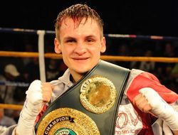 фото - Хекки Бадлер деклассировал и забил Уго Верчелли