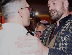 фото - Фьюри вновь уронили во время спарринга? Жёсткая реакция на новость от Хирна