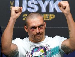 фото - Сколько Усик мог заработать за бой с Фьюри? Знает Боб Арум