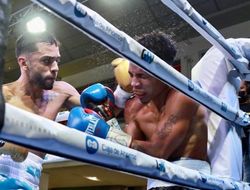 фото - Титул топ-проспекта Колласо, новый чемпион Украины в лёгком весе: результаты и видео