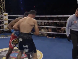 фото - Матиас удосрочил Валенсуэлу в элиминаторе IBF: видео