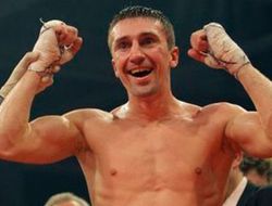 фото - Вячеслав Сенченко остановил Карлоса Адана Хереса