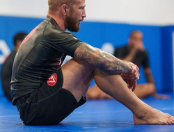 фото - Фантастическая форма Диллэшоу перед боем со Стерлингом: фото