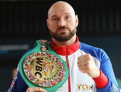 фото - Тайсон Фьюри остаётся чемпионом WBC, но уже с дедлайном