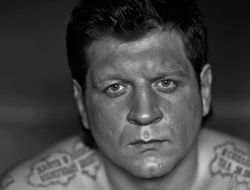 фото - (ММА) 4 июля Александр Емельяненко выйдет в клетку