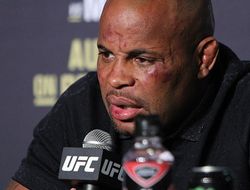 фото - Кормье может уйти без третьего боя с Миочичем — если пандемия затянется