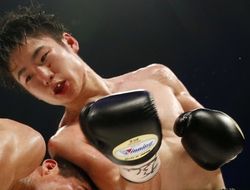 фото - Кен Широ остановил окровавленного Мелиндо и остался с титулом WBC