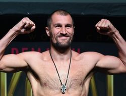 фото - СМИ: Сергей Ковалёв получил улучшенное предложение от Сауля Альвареса