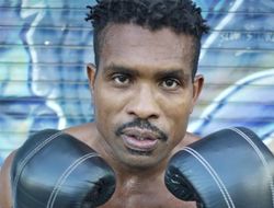 фото - 51-летний Донован Раддок успешно вернулся на ринг