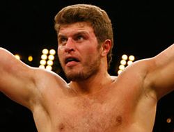 фото - (Результаты) Эдмунд Гербер с трудом победил Мориса Харриса