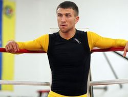 фото - Василий Ломаченко vs. Гэри Расселл: прямая трансляция – только на Бокс ТВ