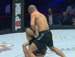 фото - Мокаев засабмитил позднюю замену: видео