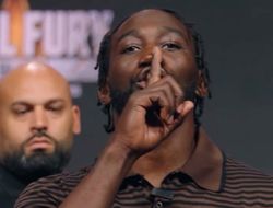 фото - Кроуфорд назвал цель после боя с Канело