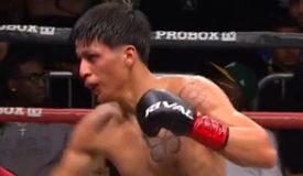 Проспект-нокаутёр Агилар и экс-претендент Васкес праздновали досрочные победы: видео