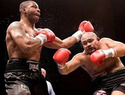 фото - Дэвид Туа и Монти Барретт проведут реванш 13 августа