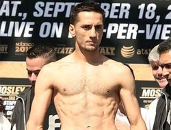 фото - Серхио Мора подписал контракт с Дибеллой и засматривается на Мартинеса