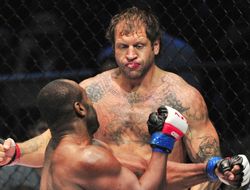 фото - Возвращение Александра Емельяненко: Мондрагон остановлен в первом раунде