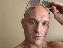 фото - Фьюри просит Уайлдера не уходить на пенсию