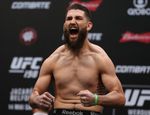 Робби Лоулер забит Брайаном Барбереной на UFC 276