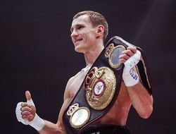 фото - Трояновский сохранил титулы, растерзав Обару