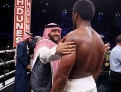 фото - Сколько Усик и Джошуа заработают за бой-реванш? Знают британские СМИ