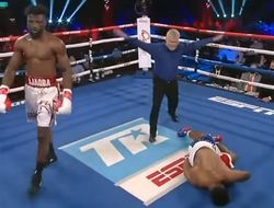 фото - Смит–Власов и яркие нокауты Энниса, Аджагбы и Конто — лучшие моменты боёв