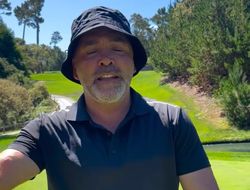 фото - Что не так с боксом? Де Ла Хойя объяснил на примере юного чемпиона Зайаса