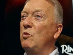 фото - Аль аш-Шейх хочет бой Усик-Итаума. Комментарий Уоррена