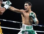 Убаали перебоксировал Уоррена и завоевал вакантный титул WBC