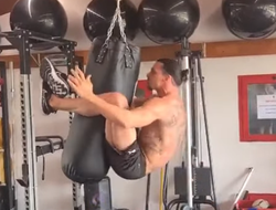 фото - Звёздного футболиста зовут в бокс: «У него точно всё получится!»