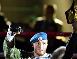 фото - Околи слушает своё сердце, а оно советует драться с Лебедевым