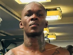 фото - Адесанья сделал заявление после поражения Дю Плесси на UFC 305