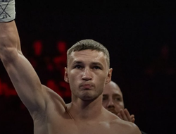 фото - Асанов побил Патеру, Спенсер отстояла титул: результаты