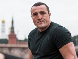 фото - «И я могу шлёпнуть, и он». Денис Лебедев — о бое с Табисо Мчуну