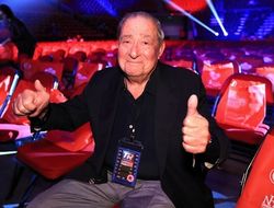 фото - Боб Арум предлагает телеканалам Showtime и ESPN обмен талантами