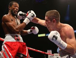 фото - Лиам Смит в бою за титул WBO уложил Джона Томпсона лицом вниз