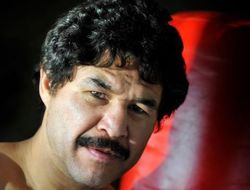 фото - Рикардо Майоргу сведут с легендарным Йори Бой Кампасом