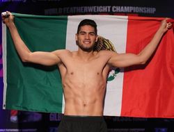 фото - Хильберто Рамирес отпраздновал первую досрочную победу в статусе чемпиона