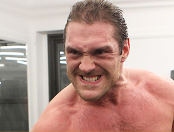 фото - Тайсон Фьюри: «Называть имена трусов не буду. Это Кличко и Хэй»