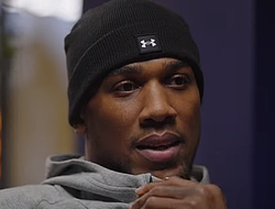 фото - Фьюри выглядел как жирный неряха, он проиграл Нганну — Джошуа