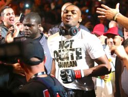 фото - Джон Джонс объединится с Флойдом Мэйуэзером?