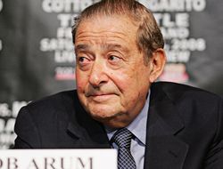 фото - «Мир шокирован тем, как украинцы надирают Путину зад». Боб Арум об Украине и бое Камбосос–Ломаченко