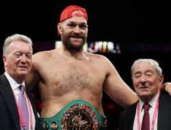 фото - Так было ещё со времён Али — промоутер Фьюри о том, почему бой с Усиком состоится не на Уэмбли