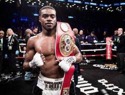 фото - Спенса обязали драться с Эннисом, но у него есть лазейка. И не одна