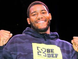 фото - Майкл Хантер ушёл от Эдди Херна. Заявление боксёра